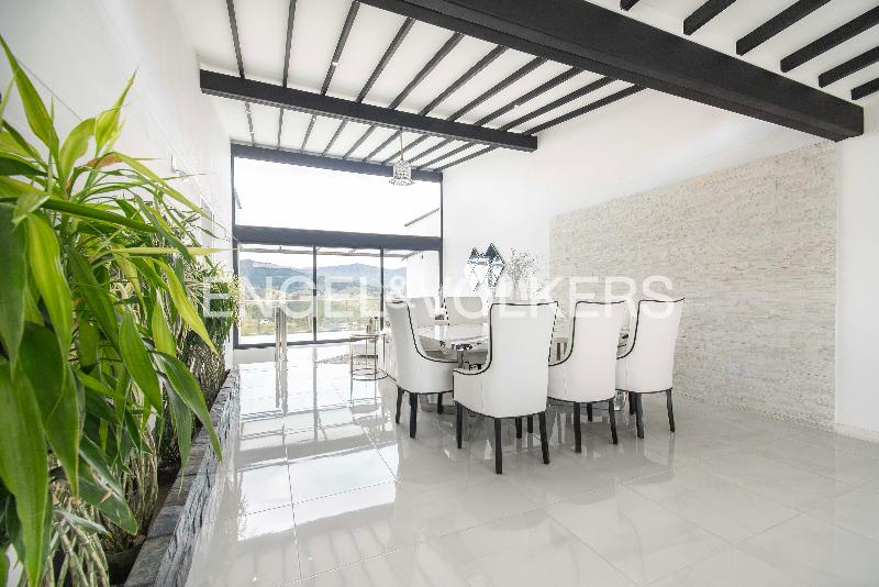 Beautiful 4BR House in El Retiro - 3