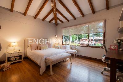 Casa de 4 alcobas en venta en San Lucas, Medellín, 553 m² · foto 15 de 18