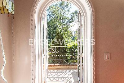 Casa de 4 alcobas en venta en Loma Del Escobero, Medellín, 342 m² · foto 12 de 19