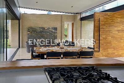 Casa de 3 alcobas en venta en El Retiro, Medellín, 416 m² · foto 2 de 5
