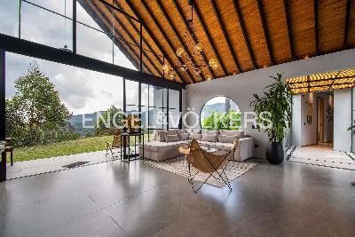 Casa de 3 alcobas en venta en El Retiro, Medellín, 278 m² · foto 2 de 14