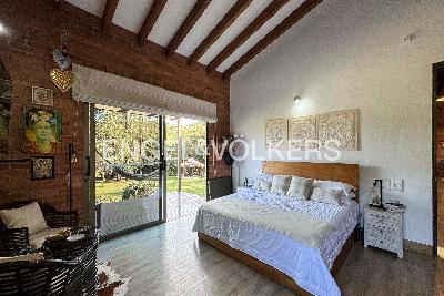Casa de 4 alcobas en venta en Alto Del Escobero, Medellín, 407 m² · foto 9 de 20