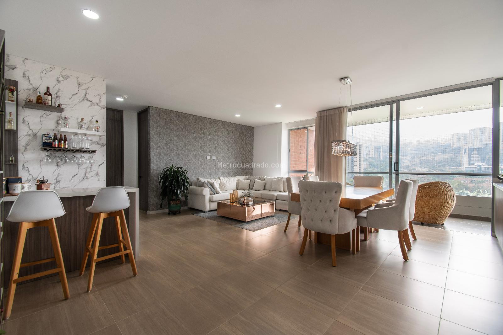 Apartamento de 3 habitaciones en venta en Cumbres, Medellín — imagen 1 de 20