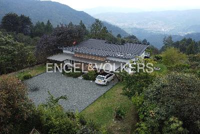Casa en arriendo en Loma De Las Brujas, Medellín · foto 2 de 11