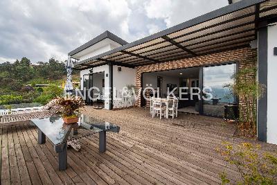 Casa en arriendo en Loma De Las Brujas, Medellín · foto 3 de 11