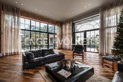 Casa de 5 alcobas en venta en La Acuarela, Medellín, 1287 m² · foto 3 de 20