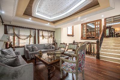 Casa de 4 alcobas en venta en El Poblado, Medellín, 619 m² · foto 5 de 20