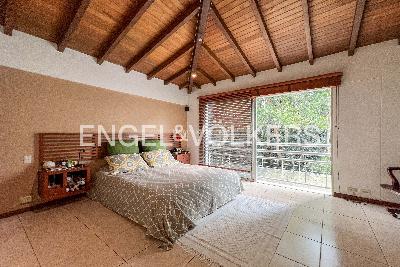 Casa de 3 alcobas en venta en San Lucas, Medellín, 304 m² · foto 9 de 18