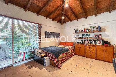Casa de 3 alcobas en venta en San Lucas, Medellín, 304 m² · foto 12 de 18
