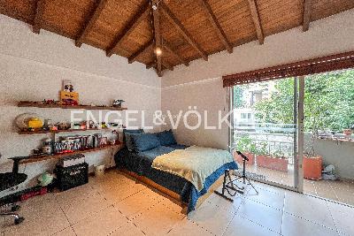 Casa de 3 alcobas en venta en San Lucas, Medellín, 304 m² · foto 14 de 18