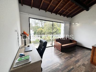 Casa de 4 alcobas en venta en El Retiro, Medellín, 270 m² · foto 10 de 11