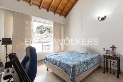 Casa de 4 alcobas en venta en Las Palmas, Medellín, 286 m² · foto 14 de 18