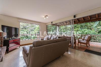 Casa de 4 alcobas en venta en Loma Del Escobero, Medellín, 340 m² · foto 6 de 20