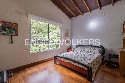 Casa de 4 alcobas en venta en Loma Del Escobero, Medellín, 340 m² · foto 18 de 20