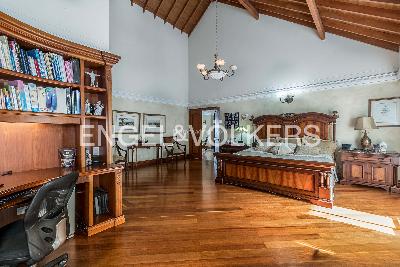 Casa de 5 alcobas en venta en El Poblado, Medellín, 456 m² · foto 11 de 17
