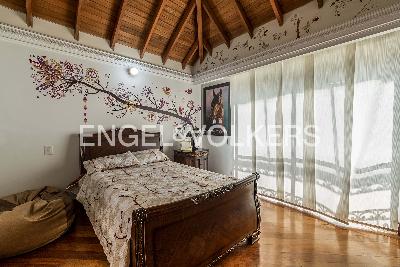 Casa de 5 alcobas en venta en El Poblado, Medellín, 456 m² · foto 15 de 17