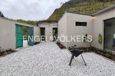 Casa de 3 alcobas en venta en El Retiro, Medellín, 280 m² · foto 4 de 12