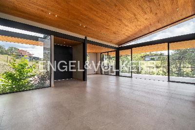 Casa de 3 alcobas en venta en El Retiro, Medellín, 345 m² · foto 3 de 18