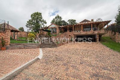 Casa de 5 alcobas en venta en Arrayanes, Chía, 412 m² · foto 1 de 20