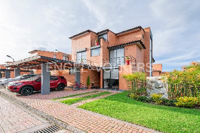 Casa de 4 alcobas en venta en Chia, Chía, 336 m² · foto 17 de 20