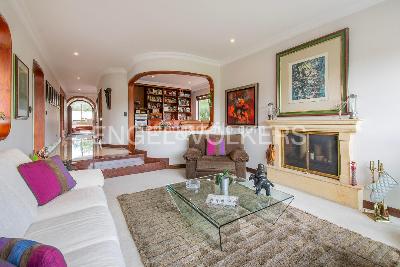 Casa de 5 alcobas en venta en Guaymaral, Chía, 378 m² · foto 3 de 18