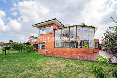 Casa de 5 alcobas en venta en Guaymaral, Chía, 378 m² · foto 18 de 18