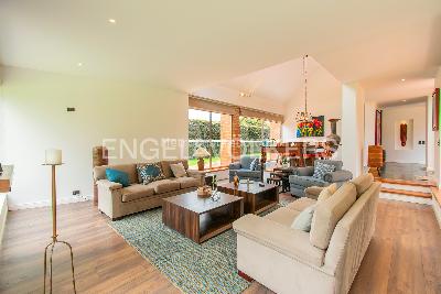 Casa de 4 alcobas en venta en Guaymaral, Chía, 430 m² · foto 2 de 20