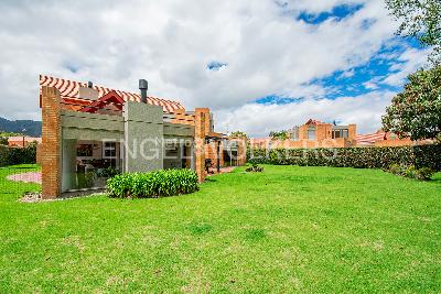 Casa de 4 alcobas en venta en Guaymaral, Chía, 430 m² · foto 18 de 20