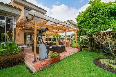Casa de 4 alcobas en venta en Guaymaral, Chía, 285 m² · foto 19 de 20