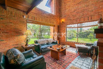 Casa de 4 alcobas en venta en Guaymaral, Chía, 433 m² · foto 2 de 18