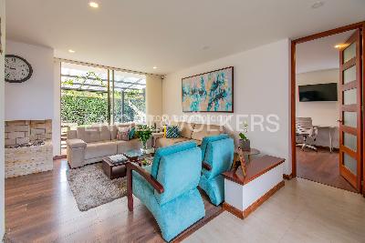 Casa de 4 alcobas en venta en Cajica, Cajicá, 307 m² · foto 2 de 20