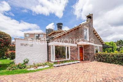Casa en venta en Chia, Chía · foto 2 de 19