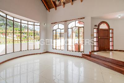 Casa de 5 alcobas en venta en Chia, Chía, 360 m² · foto 4 de 20
