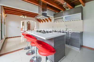 Casa de 5 alcobas en venta en Chia, Chía, 360 m² · foto 9 de 20