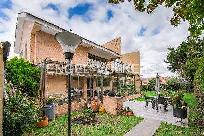 Casa de 3 alcobas en venta en Guaymaral, Chía, 441 m² · foto 16 de 20
