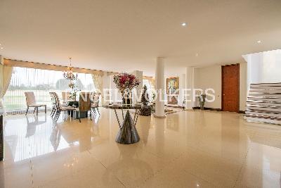 Casa de 5 alcobas en venta en Chia, Chía, 570 m² · foto 2 de 20