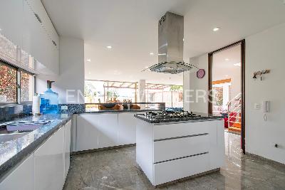 Casa de 3 alcobas en venta en Cajica, Cajicá, 271 m² · foto 5 de 16