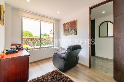 Casa de 3 alcobas en venta en Cajica, Cajicá, 271 m² · foto 7 de 16