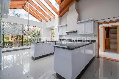 Casa de 4 alcobas en venta en Guaymaral, Chía, 468 m² · foto 4 de 20