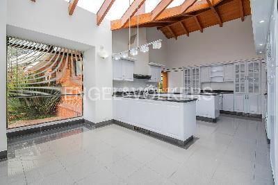 Casa de 4 alcobas en venta en Guaymaral, Chía, 468 m² · foto 5 de 20