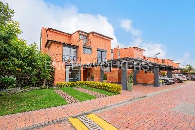 Casa de 4 alcobas en venta en Chia, Chía, 338 m² · foto 18 de 20