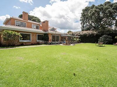 House for rent in Guaymaral, Chía