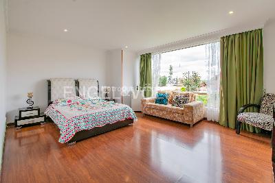Casa de 4 alcobas en venta en San Jose De Bavaria, Chía, 494 m² · foto 11 de 16