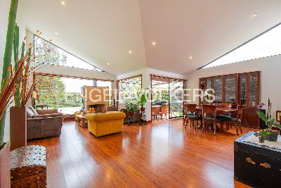 Casa de 5 alcobas en venta en Cajica, Cajicá, 294 m² · foto 2 de 20