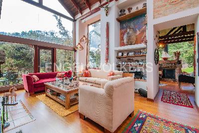 Casa de 5 alcobas en venta en Guaymaral, Chía, 563 m² · foto 2 de 20