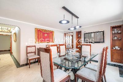 Apartamento de 4 alcobas en venta en Santa Barbara, Bogotá, 206 m² · foto 5 de 17