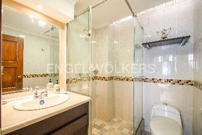 Apartamento de 4 alcobas en venta en Santa Barbara, Bogotá, 206 m² · foto 14 de 17