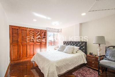 Apartamento de 4 alcobas en venta en Santa Barbara, Bogotá, 206 m² · foto 15 de 17