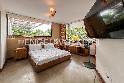 Casa de 5 alcobas en venta en San Lucas, Medellín, 840 m² · foto 6 de 20