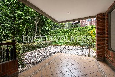 Casa de 4 alcobas en venta en El Poblado, Medellín, 520 m² · foto 5 de 16